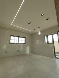 صباغ بيوت • درجة أولى • مكاني نجف