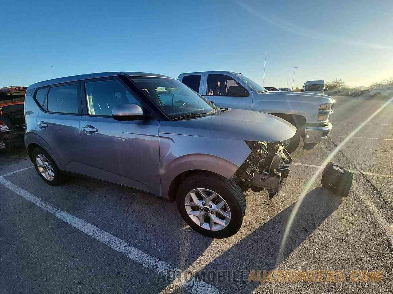 سلام عليكم للبيع صور الحادث موجوده  و البنيد ممبخوخ ب أمريكا السياره موديل ٢٢ ماشيه ٨٠ الف سياره ابد ما متعوبه ابد بدون شواصي و لا لغد سليمه ايرباك سليم تبريد ثلج    السعر ١٥٠  وبيها َمجال رقم صاحب السياره 
***********

إنا مكلف بل نشر 
بغداد جسر ديالى قرب جامع طه
