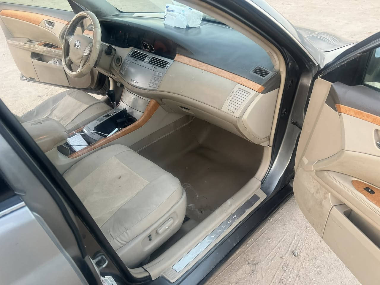 سيارة تيوتا افلون موديل 2006 سيارة جديدة مرشوشه جماليه سبب جراد بيه جاملق بدون دواخل مكفوله من ضربه القوية كير مكينة حدادية تبريد مكفولات سنوية تنتهي 2027 رقم سيارة مميز سيارة حلوه اي نقص ما بيه السعر 90

رقم تواصل :***********
