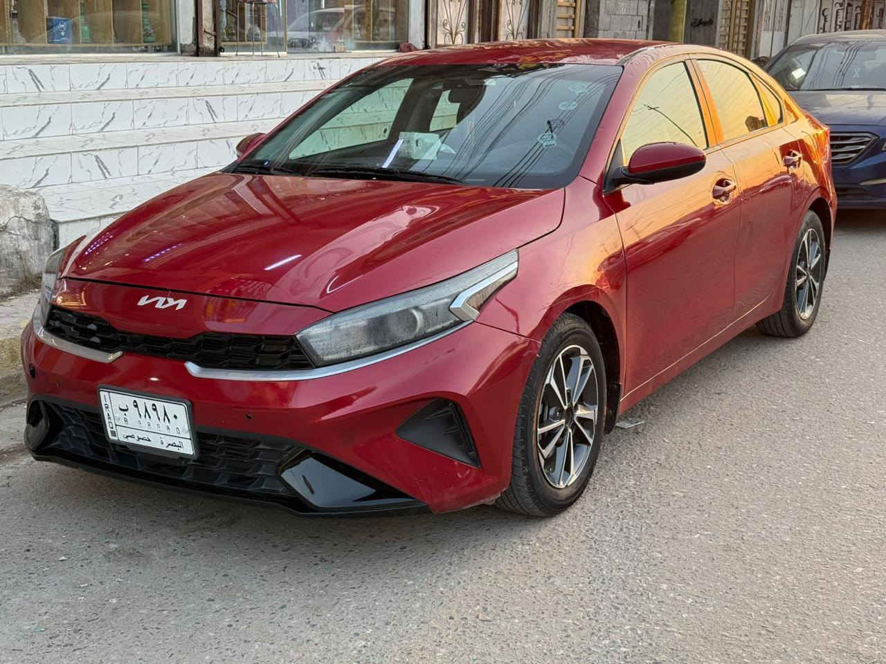 السلام عليكم فورتي للبيع او مراوس نيسان مديل 25او24سعر 135وبيه مجال ***********
