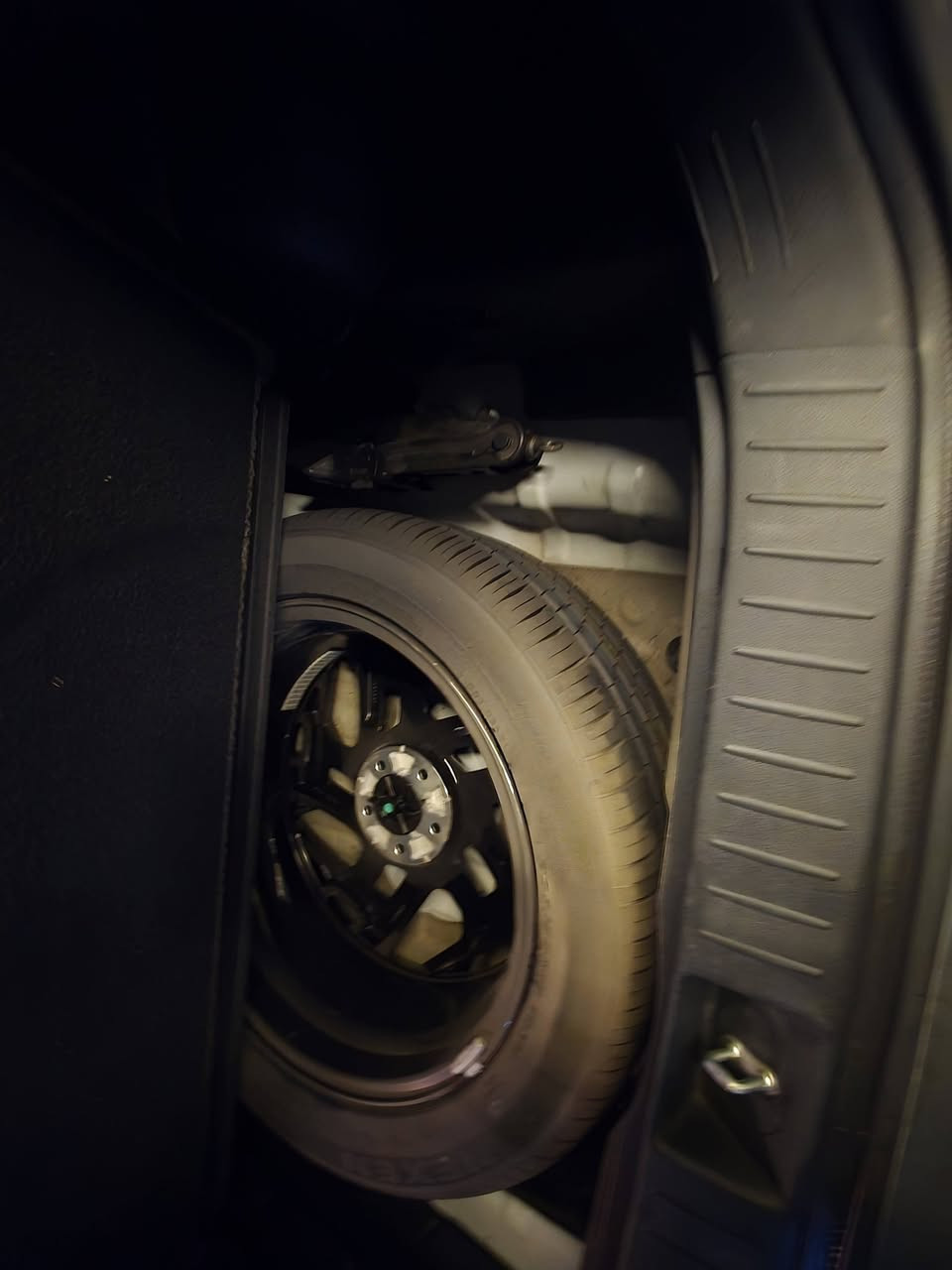 للبيع سبورتج خليجي ٢٠٢٣ دوليه مواصفات المعروفه بصمه تشغيل عن بعد تحكمات حساسات بقيه المواصفات
مكفوله بارد صبغ تبديل 
السياره نظيفه خير من الله ماشيه ٧٢ 
ملاحضه 
بيها راجز تبديل فقط لاغير 
السعر ٢٠٢ بيها مجال للشراي 
مكلف بلنشر 
الاتصال صاحب السياره ***********
