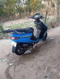 فراشة فحل للبيع مكينة ناعمة نكرة سلف كهربائيات شغالة  بس ادخن دراجة مك...