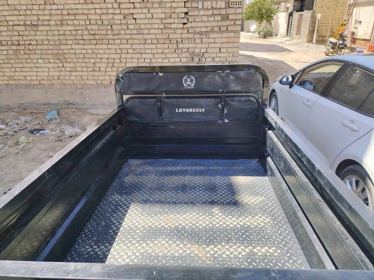 ستوتة شحن نوع مايانغ يانغ
سرعة 60km 

حجم 1800w 

بطارية 58A 

لون اسود 

منشأ صيني 

استعمال لمدة 7شهور 

 

السعر: مليون و250 الف دينار 
للتواصل: ***********
