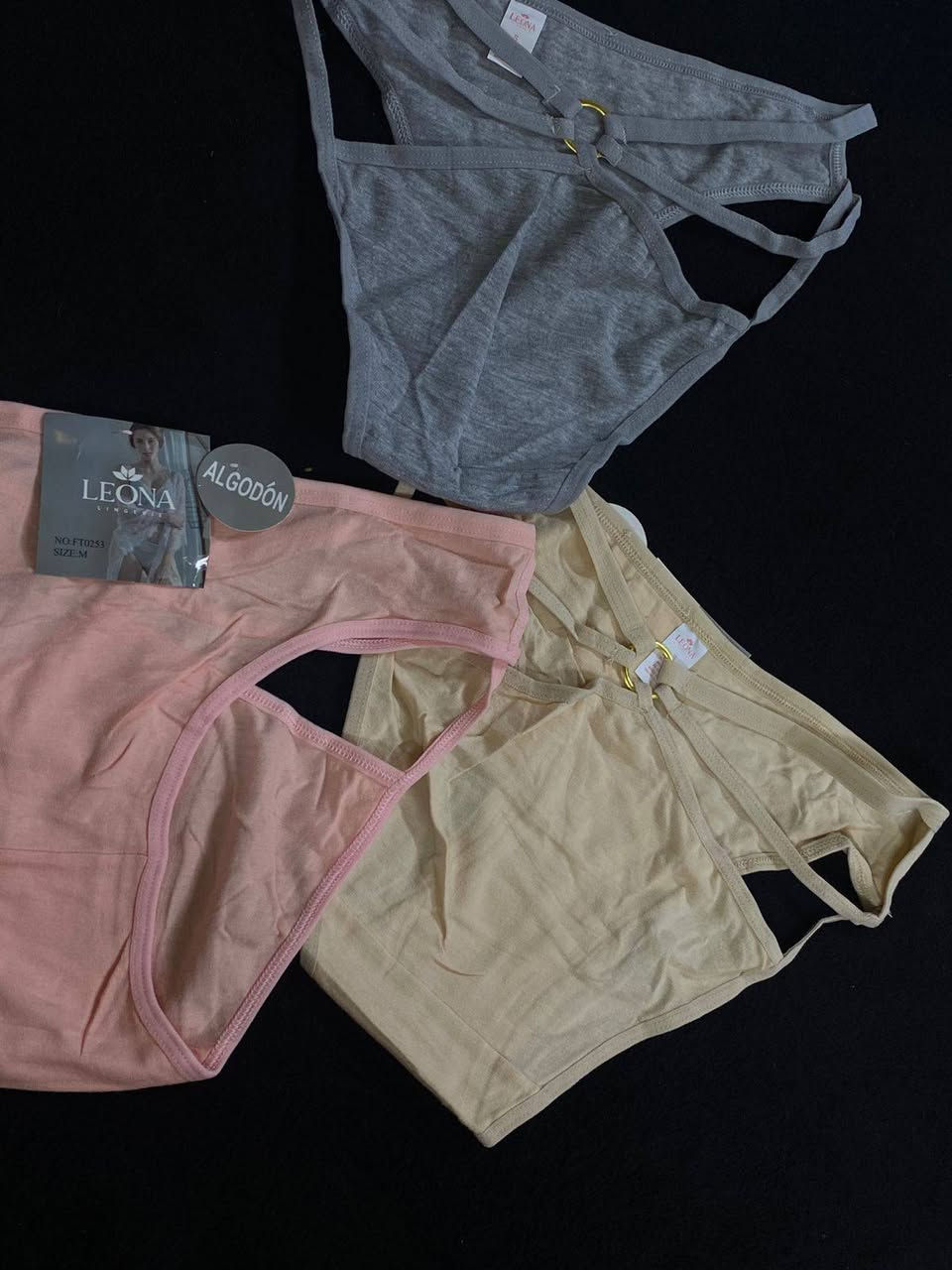 السلام عليكم حبايبي، بديت بمشروع صغير وان شاء الله يكبر بفضل الله ثم فضلكم والله يرزقني ويرزق الجميع،  واسعار جدًا مناسبة ...
لانجري قياس فري سايز السعر 5 الاف
ستيان دبل اسفنج قياس من 38 _44 السعر قطعه 3
اندر قياس M,L سعر القطعه الفين
حمر كولدن روز سعر القطعه 3
تحديد شفه ( لب لاينر)  واحد ب الف
عطر ميني الواحد ب الف دينار
جواريب طوال ماركة البومه لون اسود، ابيض سعر القطعه الف ونص
جواريب فقط لون ابيض سعر القطعه الف
جواريب بناتي سعر القطعه الف


**إذا كنت صاحب هذا الإعلان وتريد حذفه لأي سبب، رجاءا أرسل رسالة إلى الدعم الفني**