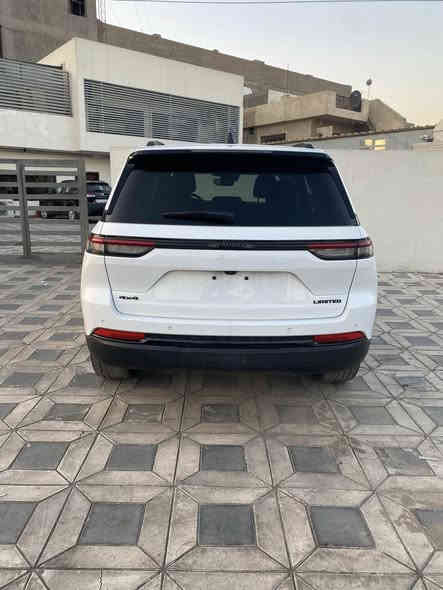 رقم بغداد 
السلام عليكم 
للبيع فقط
جيب 5 راكب 2023 ليمتد

السيارة بدون حادث وبدون ايرباگ فقط سرقة القطع الخارجية والسيارة مكفولة كفالة عامة گير محرك لغد شواصي گشر 

المواصفات 
شاشة جبيرة 
تشغيل عن بعد 
دخول ذكي 
باب الصندوك كهرباء
كشنات vip  
كشن السايق و المرافق كهرباء
4*4 دفع رباعي 
رادار امامي 
مانع تصادم 
حساسات امامية
المصابيح الامامية زنون 
نقطة عمياء 

نضام المحافظة على المسار 

ممشى السيارة 36 الف ميل 

مكان السيارة بغداد 
للاتصال او واتساب 

***********
