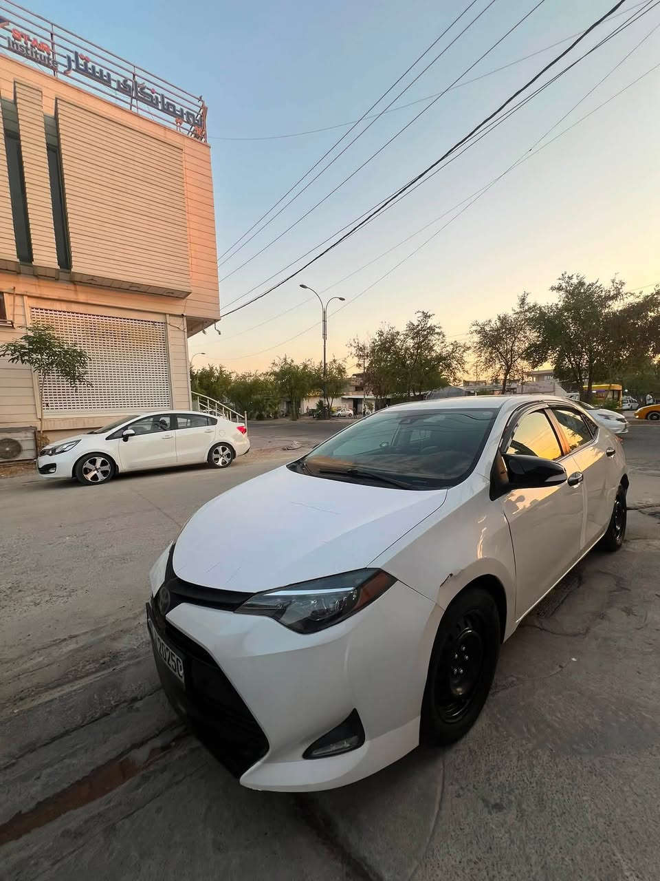 سلام وعليكم كورلا للبيع مواصفاته معروفه سياره نضيفه ماتصرف عليهه ربع فول تايرات 4جدد ضرره جاملغ وبونيد وبيه ملاحظات من تجي تشوفه وسياره وين متريدين ودي افحص سعره 145ومجال بسيط ماشيه قليل مكاني كركوك
***********
