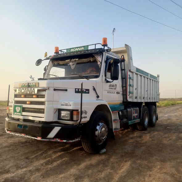 سلام عليكم سكانيه 112 للبيع سياره مكفوله كفاله عامه رقم نينوى نكليزي بعدني ما مستلمهن سياره حلوه وجديده مكينه لاتبخر ولا تنقص السعر 175 وبيها مجال قليل المكان ناصريه الرفاعي علا طريق سيد احمد  للستفسار اتصل علا ***********
