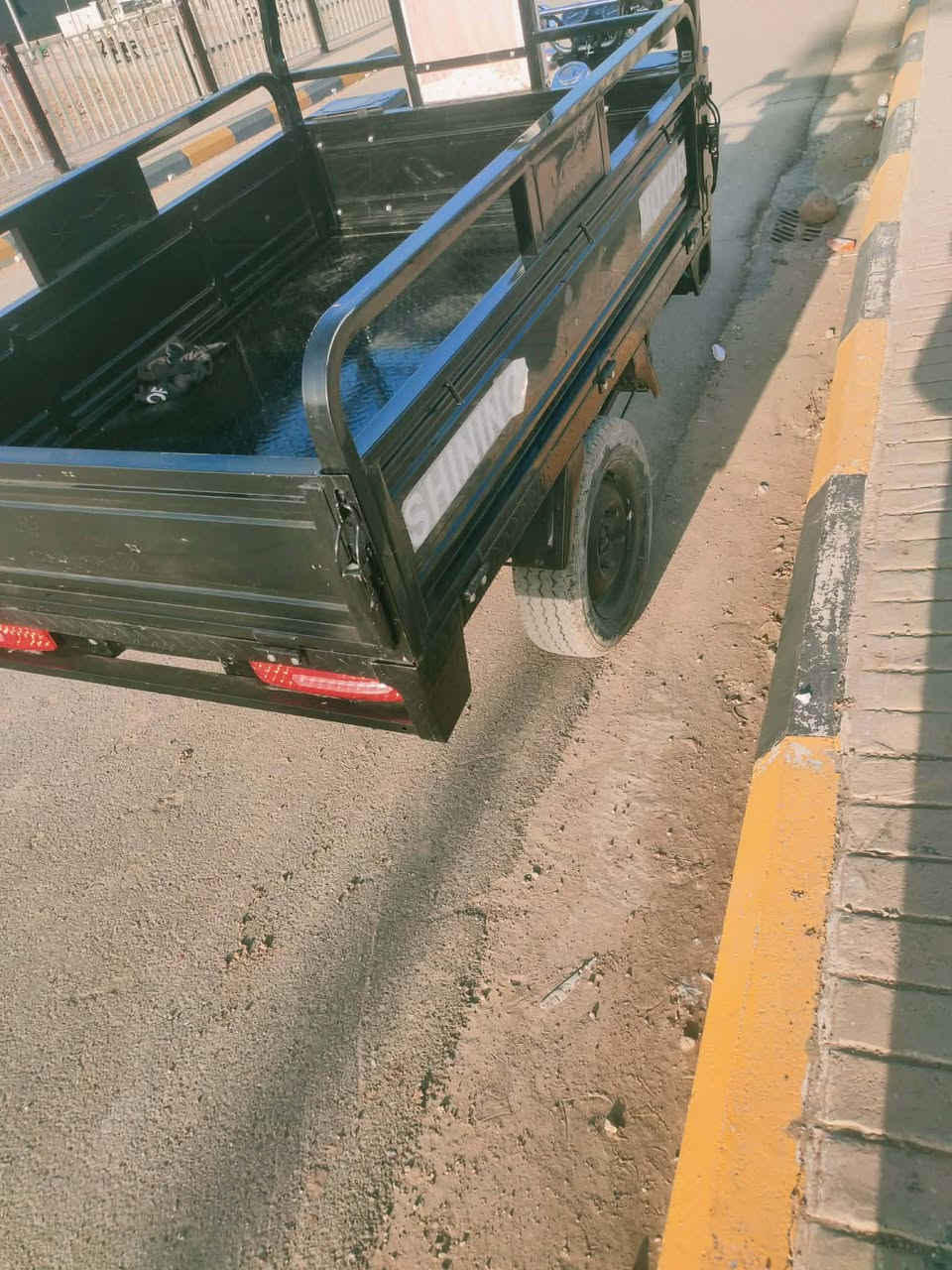 سلام عليكم ورحمه الله وبركاته خوان ستوته صقر لبيع موديل 2023عنوان وسط قضاء لموفقيه ستوته مكفوله كفاله عامه كهربايات شقاله شراي ينتصل وبيه خير ويدلل هذه رقم صاحب ستوته ***********
