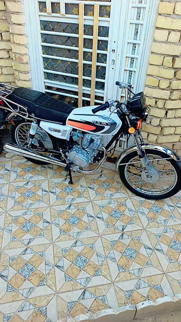 سلام عليكم نامة مديل 25 سكنر 3 احرف الاصلي اوراقة 6 مستخدمة شي قليل سعرة 650 وبية مجال نضافتة بعد انضف من الصور شراي اتصل وتدلل ***********
