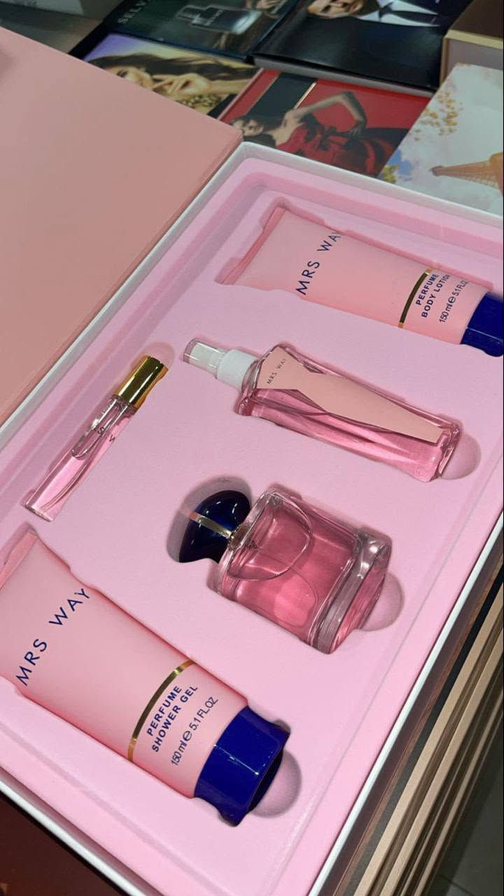 ⚫🔵 بكج way 🔵⚫ الستات 😍 
#بسعر_حصرري🔥🔥🔥

البكج يتكون من :
✅ علبتين عطر حجم الواحده ١٠٠ مل
✅جل استحمام ١٥٠ مل
✅١٥٠ مل بلسم لما بعد الحلاقه 
✅عطر صغير للسفر ١٥ مل


**إذا كنت صاحب هذا الإعلان وتريد حذفه لأي سبب، رجاءا أرسل رسالة إلى الدعم الفني**