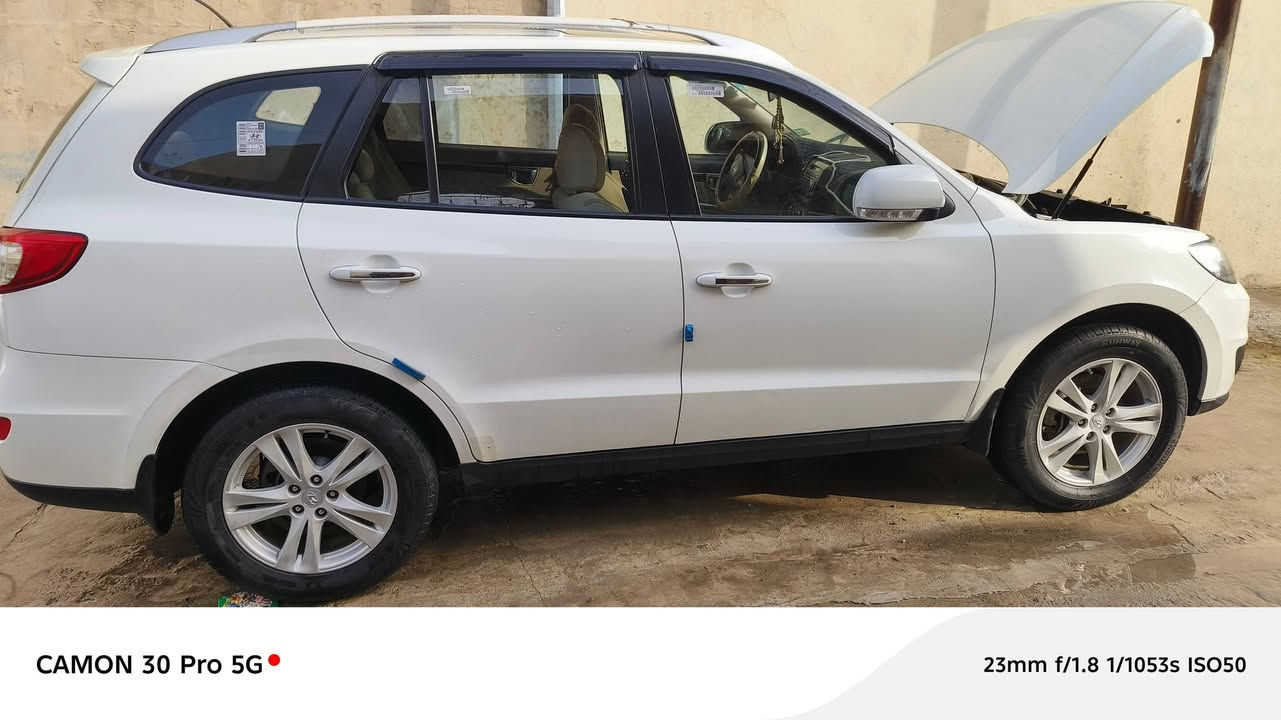 سنتا في موديل اا فول مواصفات عددا البصمه رقم نينوى مسطره وباسمي ابيض بلا صبغ شرط المحرك والكير السعر 164 ورقه التواصل ***********
