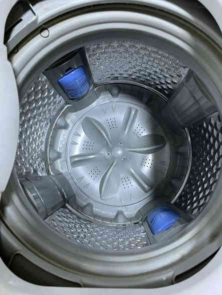 غسالة ملابس نوعية الحافظ نضيف كلش السعر ١٥٠الف مكاني سوق الشيوخ ***********
