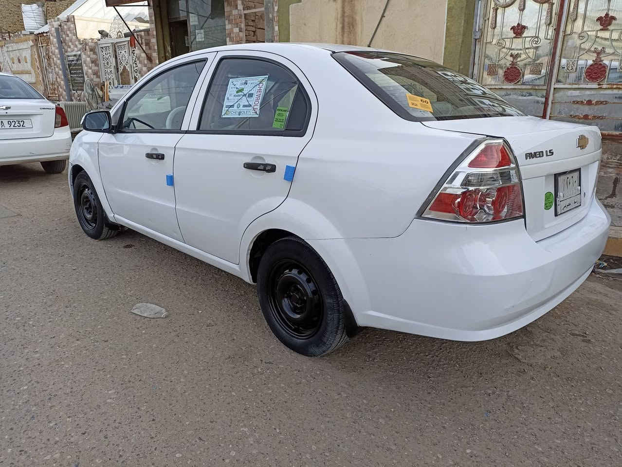 افيو 2011 بيهه جاملغ وبنيد وشويه من باب سايق ويم بكلايت رش صبغ ولباقي مكفول جاهزه كير محرك حداديه تخم تاير حجم محرك 1400مفتوح خليجي سياره فول اوتماتيك. سنويه ل28 مشروع وطني صاعده هزه مكاني بناصريه حي شهداء شراي يتصل  سعر75 وبيها مجال ***********
