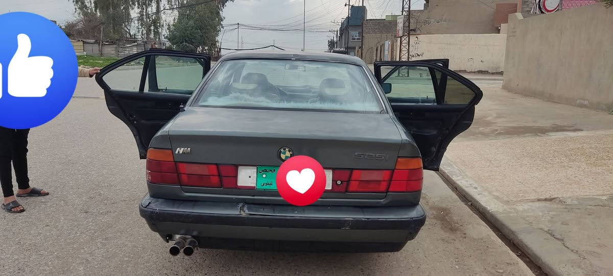 السلام عليكم بيئم 530كير عادي مكينه فل شرط  كابون بانزين سنويه بيضه مدفوع كمرك مصبوغه حزام جماليه شرط التحويل و الوكاله  السعر 33وبيها مجال بسيط الرجال متوازي عندو عمليه لابنو مكلف بل نشر رقم صاحبها*********** كهربائيّة كل شغاله لايت عالي ناصي زينول
