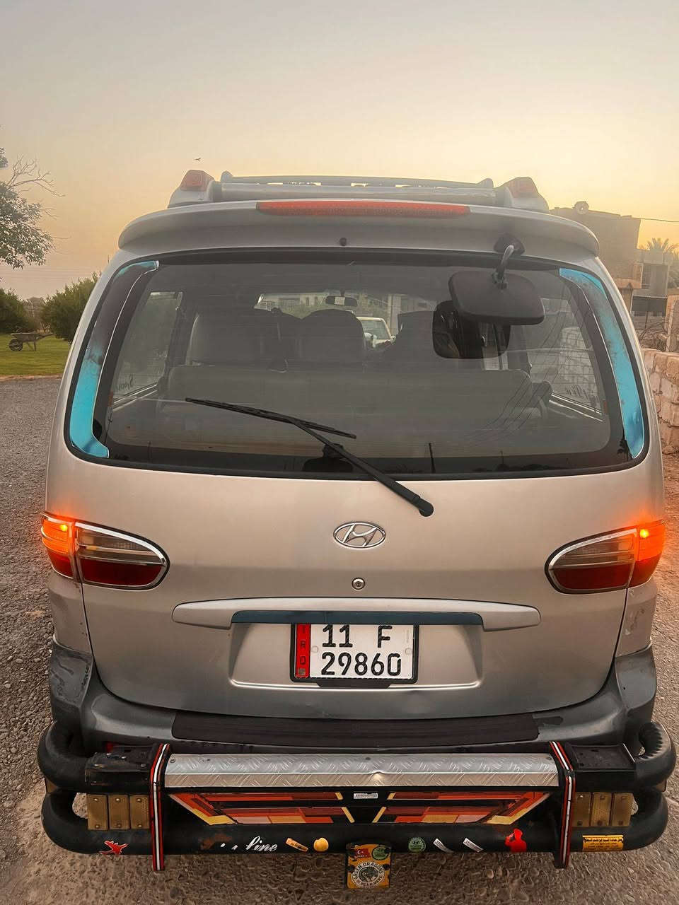 ستاركس 2007 اصل تكمه سنويه
محرك ع سحك  شواصي كفاله سياره خير من الله
 بيهاا بارد  بدون صبغ بالصفحه الطويله
 جوه قبق الكاز الباقي كفاله
مكان بغداد المشاهده الشراي يتصل.***********
