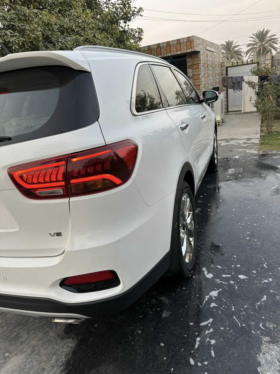 كيا سورنتو خليجي
موديل 2019 شكل 2020 

فول مواصفات  عده البنرامه

رقم بغداد الانكليزي وبأسمي 

محرك ٦ سلندر3.500

تشغيل بصمه

كشنات جلد لونين 

كراسي كهرباء جلد لونين 

7راكب اسبير مانزل

چنطه كهرباء

حساسات امامي وخلفي

لايت زنون ابلاد 3 عدسات 

وبعد هوايه مواصفات واضحه بالصور

مكفوله عدا شخط بل باب الخلفي ومكحل  

ماشيه  78 الف 

رقم  ***********

السعر المطلوب 255وبيه مجال مكان السياره حله بابل قرب العلويه شريفه ع
