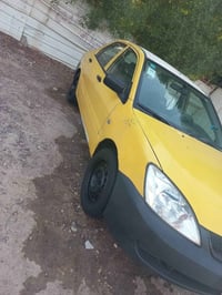 سياره 2009 مال لبيع بيها طخطخات مابيها لا ضربه ولا حادث بيها خيط تبخير...