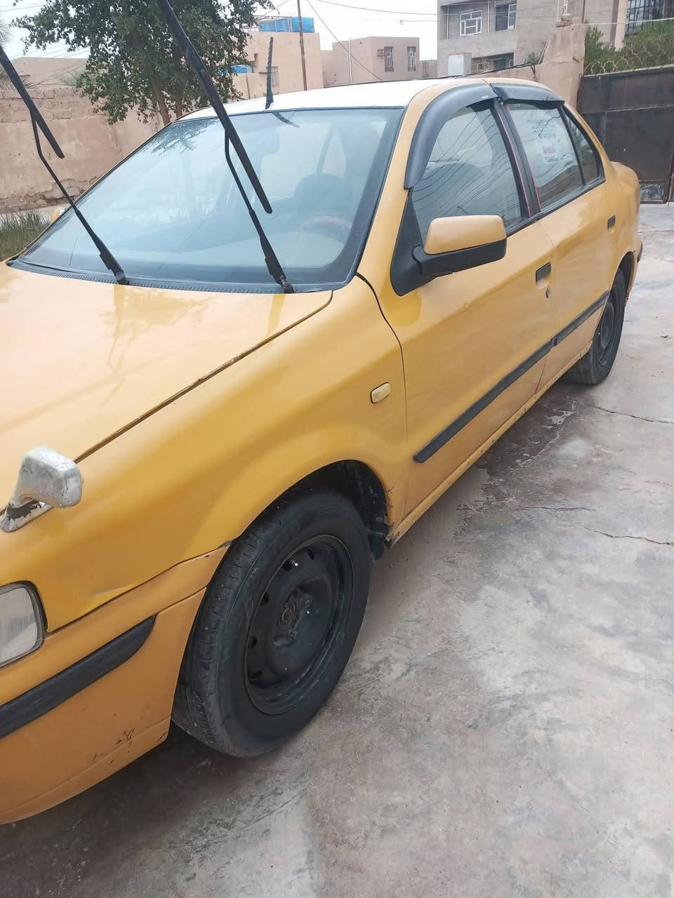 سلام عليكم سمند 2011 ناطقه رقم بغداد الماني كير مكينه تبريد كله مكفول سنويه 28 شرط التحويل سياره جاهزه نواقص بسيطه وشويه خياس بدايه الدوسه مكان السياره تكريت سعر// ***********
