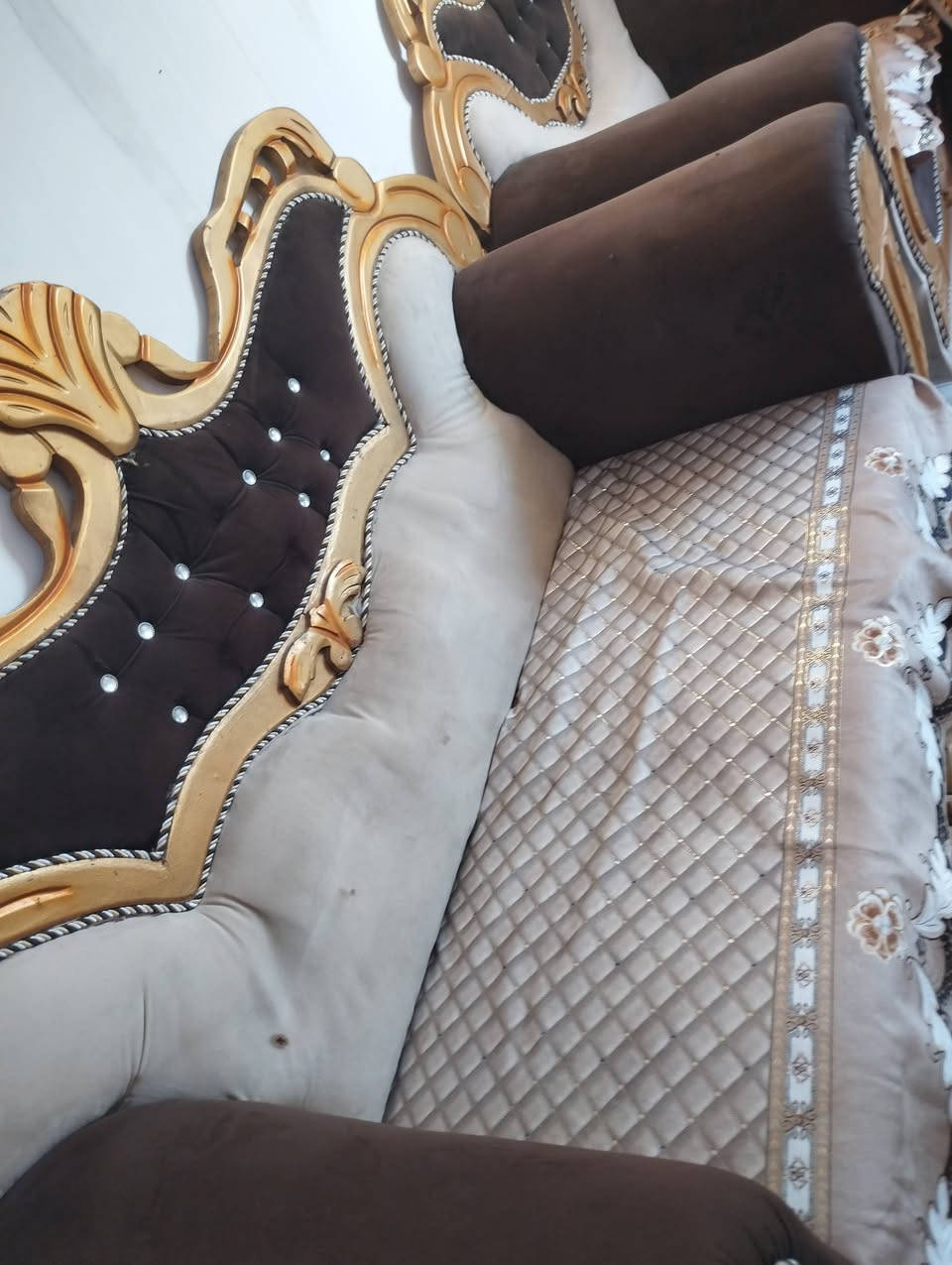 تخم للبيع شرط النظافه ***********
