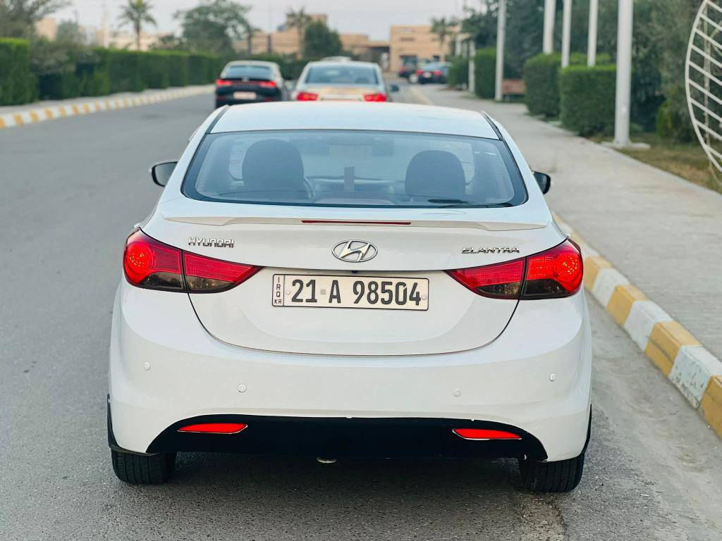 يا الله سلام عليكم
سعر مناسب جدا 84 وبيه مجال

الانترا 2012 خليجي رقم سليمانيه دولي رقم جديد سنويه جدیده هزه جدیده سیاره کليل مكفوله كفاله عامه من الصبغ

والتبديل والخدوش وخيره من الله ما به نقص برغي جاهزه

من كلشي

كير / محرك / تبريد / صدر خلفي امامي / تخم تاير / تخم ويل

کب / دوشمه كله بلشرط

مواصفات

1800 محرك

أشاره بلمرايه

شاشه + کامره

كشن جك

داخل عسلي

حساس خلفي

تخم ويل كب كروم

4 دسك

بلاجكتور بلادي

کیر 6 نمر

يدات نيكل

جرس تنبيه سرعه

قفل مركزي

تحكم مرايه جانبي

وبعد بيه هواي مواصفات السعر المطلوب 84 وبيه مجال

هذا رقمي للتواصل الي يراسلني فيس او ماسنجر ما ارد ***********
