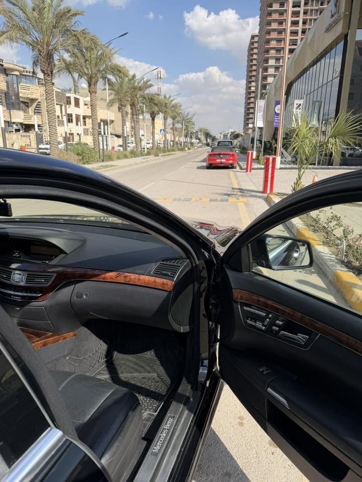 مارسيدس موديل 2012  (S550 )

مواصفات 
كامرة خلفية
بانوراما
بدون  صبغ
بدون حادث 
كشنات جلد
وباقي مواصفات S المعروفة
السيارة باسمي من 2016 السيارة نظيفة
رقم بغداد  تحويل ثاني يوم 
السيارة اصل وسنوية وشاصي 2012 موجود سنوية وشاصي للتاكيد

التواصل فقط ع الرقم اتصال او وتساب 
***********
بغداد - اليرموك
