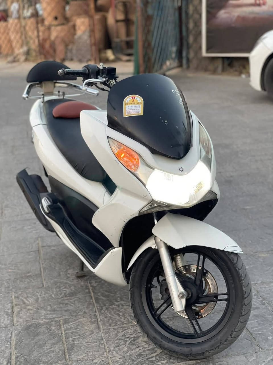 السلام عليكم
دراجة pcx مكفوله مكينه برغي مامفتوح بيه

 دراجه نضيف وجاهزه كفرات ابلاديه اصليه

 السعر مليون و450 وبيه مجال متوازي ع بيعته شراي راسني خاص ودلل

المكان كوت حي الجهاد


**إذا كنت صاحب هذا الإعلان وتريد حذفه لأي سبب، رجاءا أرسل رسالة إلى الدعم الفني**
