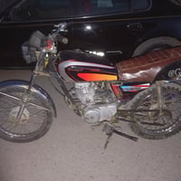 دراجه للبيع • نضيفه • اربعه كير