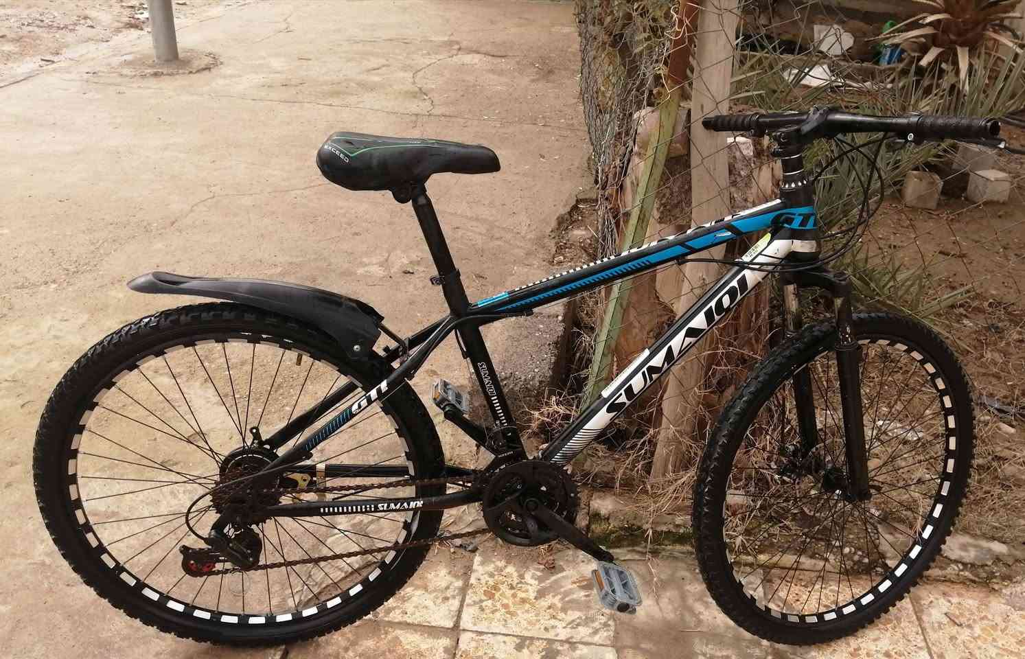 سلام عليكم بايسكل جبلي للبيع اسطابات شغال طخم تايات جديد كلشي جديد مكان حي السماح سعر 40 وبي مجال الطيبين


**إذا كنت صاحب هذا الإعلان وتريد حذفه لأي سبب، رجاءا أرسل رسالة إلى الدعم الفني**