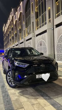 راف فور 2019 للبيع  مكينه 2500 سياره مكفوله كفاله عامه من الصبغ والضرب...