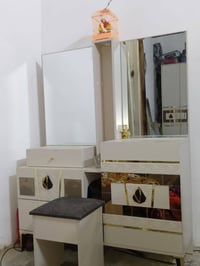 غرفة نوم • مساحة صغيرة