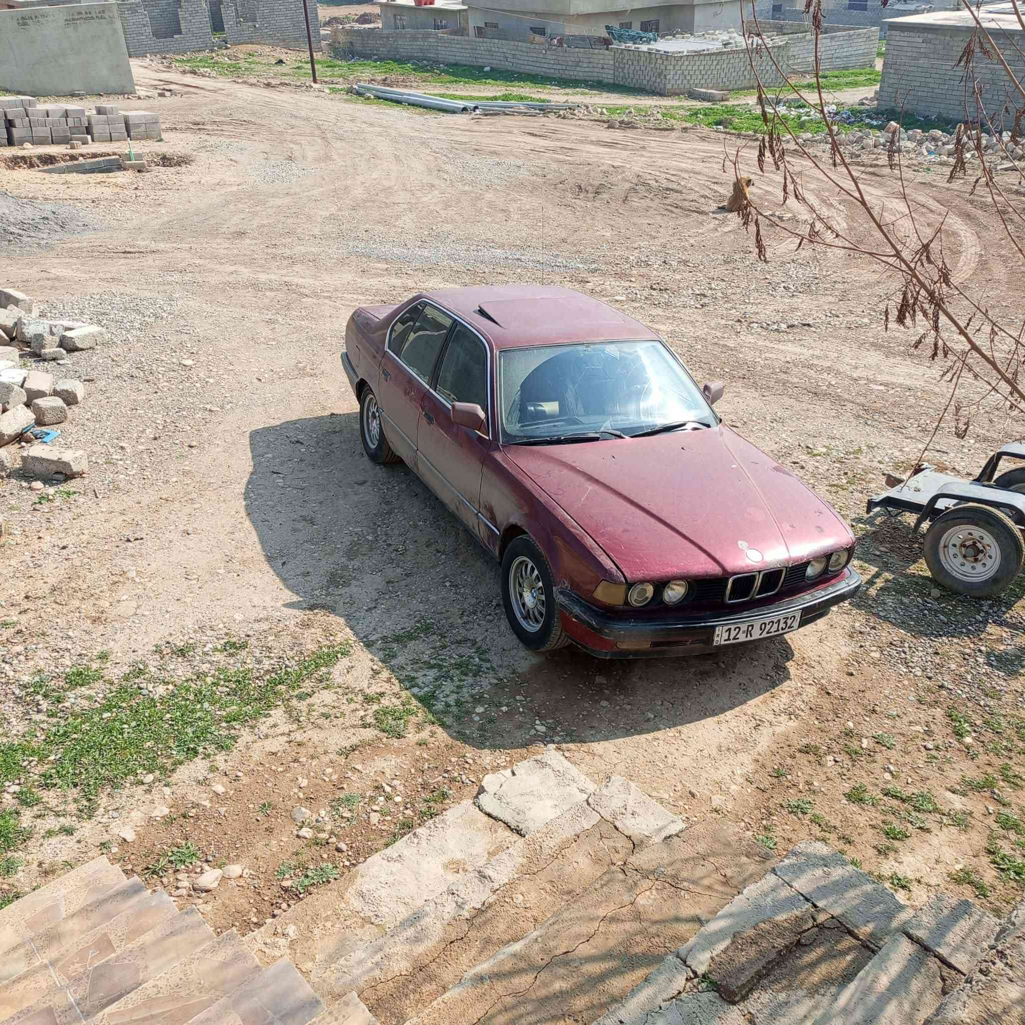 السلام عليكم 
بي ام حجم 730 موديل 91 رقم نينوى انكليزي السياره فول 
مكلف بالنشر 
الاتصال ***********
