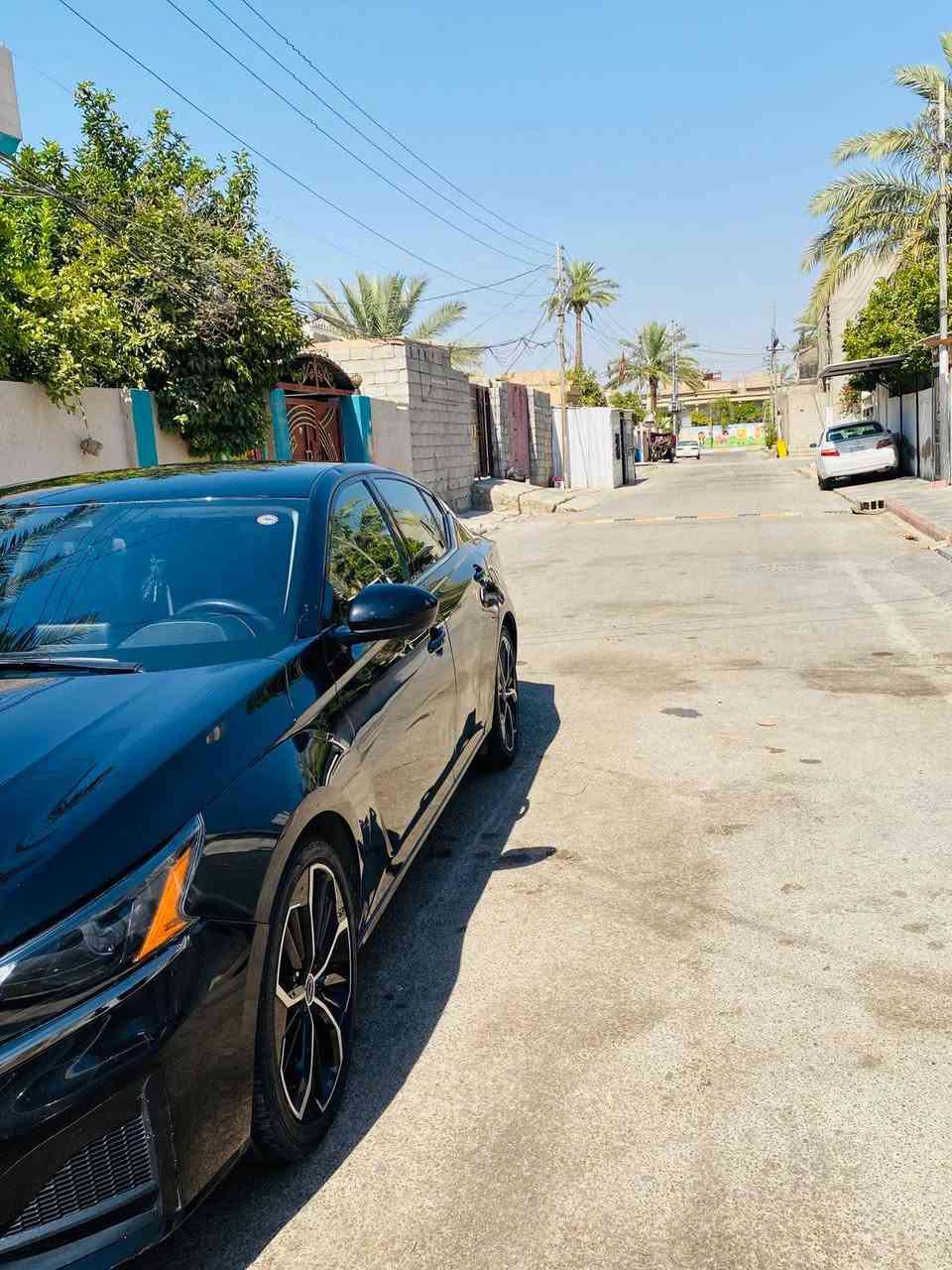 🚗 للبيع: نيسان ألتيما 2024 SR 
لسعر    (153)
رقم اسلمانيه بسمي ثاني يوم تحويل
• موديل: 2024
• الفئة: SR
• محرك 2.5 لتر اقتصادي وقوي
• كير أوتوماتيك CVT ناعم بالسواقة
• دفع أمامي 
• نظام التحذير من مغادرة المسار
• شاشة صغيره 
• تشغيل بصمه 
• مثبت سرعة
• نظام 360 للامان 
• صرفية اقتصادية 
شفتات استيرن
• سيارة عملية ومريحة
لعنوان اديالى المقداديه. ***********
