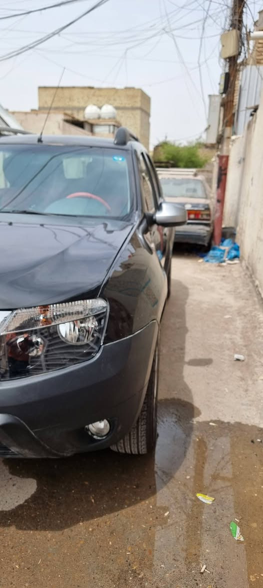 رينو داتسر موديل 13 استخدام شخصي. كير محرك جيد جدا صدر امامي وخلفي جديد اطارات جديد  بطارية جديدة ادامة كاملة دهن كير جديد .جامة امامية جديدة راديتر ماء جديد ,/ محرك حجم 2000
ماشية 111 تبريد شغال كهربائيات شغالة جام ٤كهرباء اضرارها فقط صبع ربع بنيد وبيها طخات بالهلالات خلفية. السعر 70 ورقة...  .رقم بغداد  جديد ...للاستفسار *********** ابو مصطفى.بغداد البلديات
