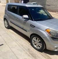 (مكلف بالنشر ) كيا صول ٢٠١٣ وارد أمريكي محرك ١٦٠٠ Gdì حادثها جاملغ أما...