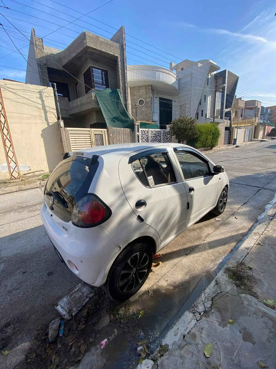 سلام عليكم 
سياره للبيع

جيلي بانده 2013

سعر54 وبيها مجال

مكينه  .كير شرط

طخم تايه جديد

بدون صبغ

بارد شبر  بالباب

سياره جاهزه ما بيها اي نقص

 رقم انكليزي  نينوى

شرط التحويل باسمي

مكاني الموصل

***********

***********
