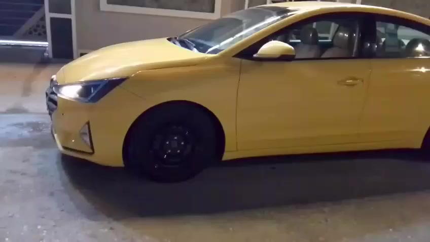 سلام عليكم النتره تكسي موديل 20 رقم بغداد صور الحادث موجوده بل منشور مكلف بل نشر رقم صاحب السيارة ***********
