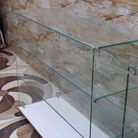 للبيع جام خانه + رفوف مكياج رقم 07856262456