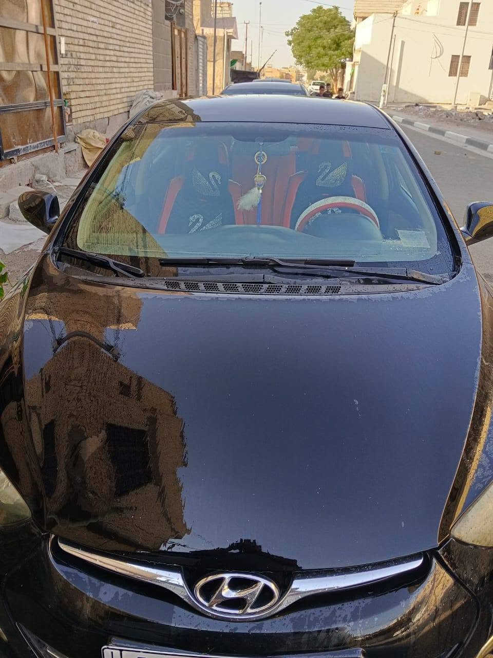 النتر موديل ٢٠١٤ رقم نكليزي كربلاء عارضها ١٠٠ وبيها مجال قليل كلش ***********
