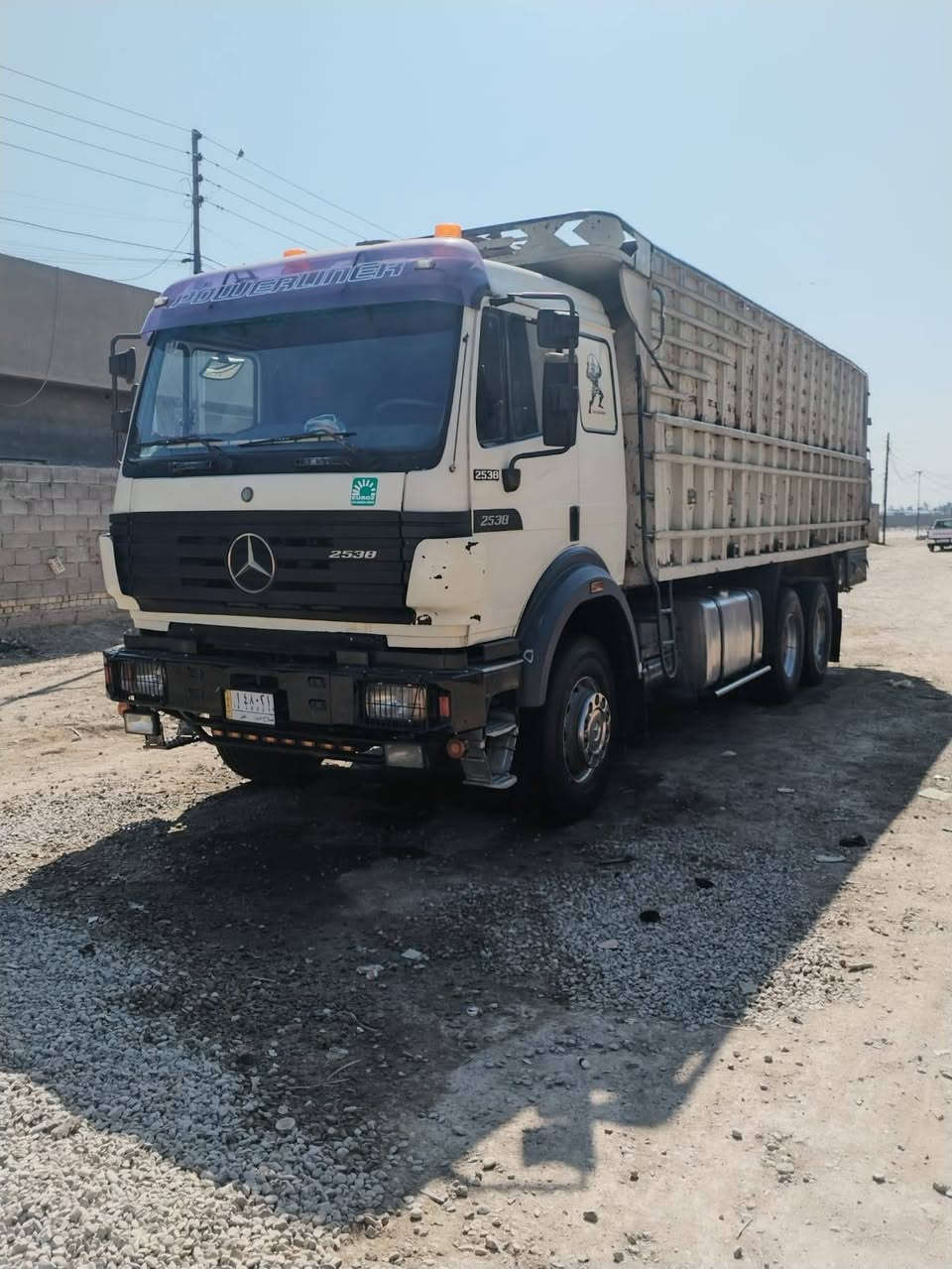 سلام عليكم للبيع البي كرواتي موديل 92 شاصي مجموعةكرواتي طويل بلادي 25 38.محرك جديد بلاد سيارة تخم تاير جديد تبريد قمارة بلدية ***********
