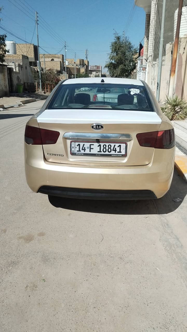 سيراتو موديل ٩ خليجي مكفوله ظربه وتبديل بيهه صبغ بنيد فقط مكينه وكير جدد حداديه وتخم تاير جدد تبريد ثلج مكان ناصريه سعر ٨٣ وبيه مجال واذا اكو مراوس اراوس ***********
