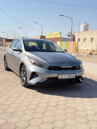 كيا فورتي موديل 2022 للبيع فقط بيهه قطعه وحده فقط باب مبدل شراي ينتصل ...