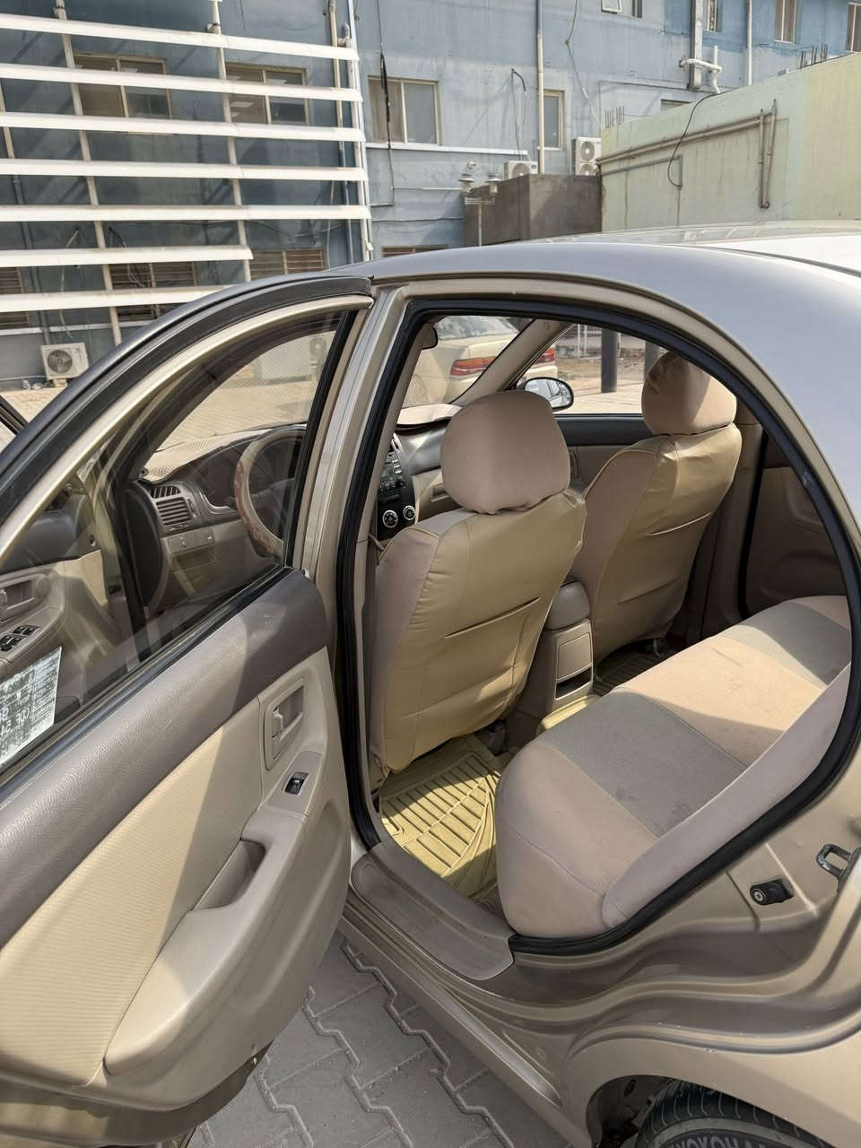 السلام عليكم
سيراتو 2008 خليجي
محرك 1600 
سنويه 27 
السياره باسمي 
السياره نظيفك و كلشي بيهه بلادي 
بيهه بارد بالجاملغ كد شبر 
و بنيد كد شبر صبغ فقط 
مكينتهه بيهه خيط تبخير قليل كلش 
السياره كلش نظيفه 
مكفوله من الضرر و الخلل الشرعي 
سعر85 و بي مجال بسيط حك الجيه

مرفق بالصور كل الضرر الي بيهه عدا الصور المدزوزه كلشي ما بيهه السياره للامانه

السياره ناعمه  و حداديتهه جديده 
و تبريدهه شغال

للتواصل واتساب فقط 
*********** 
مكاني النجف
