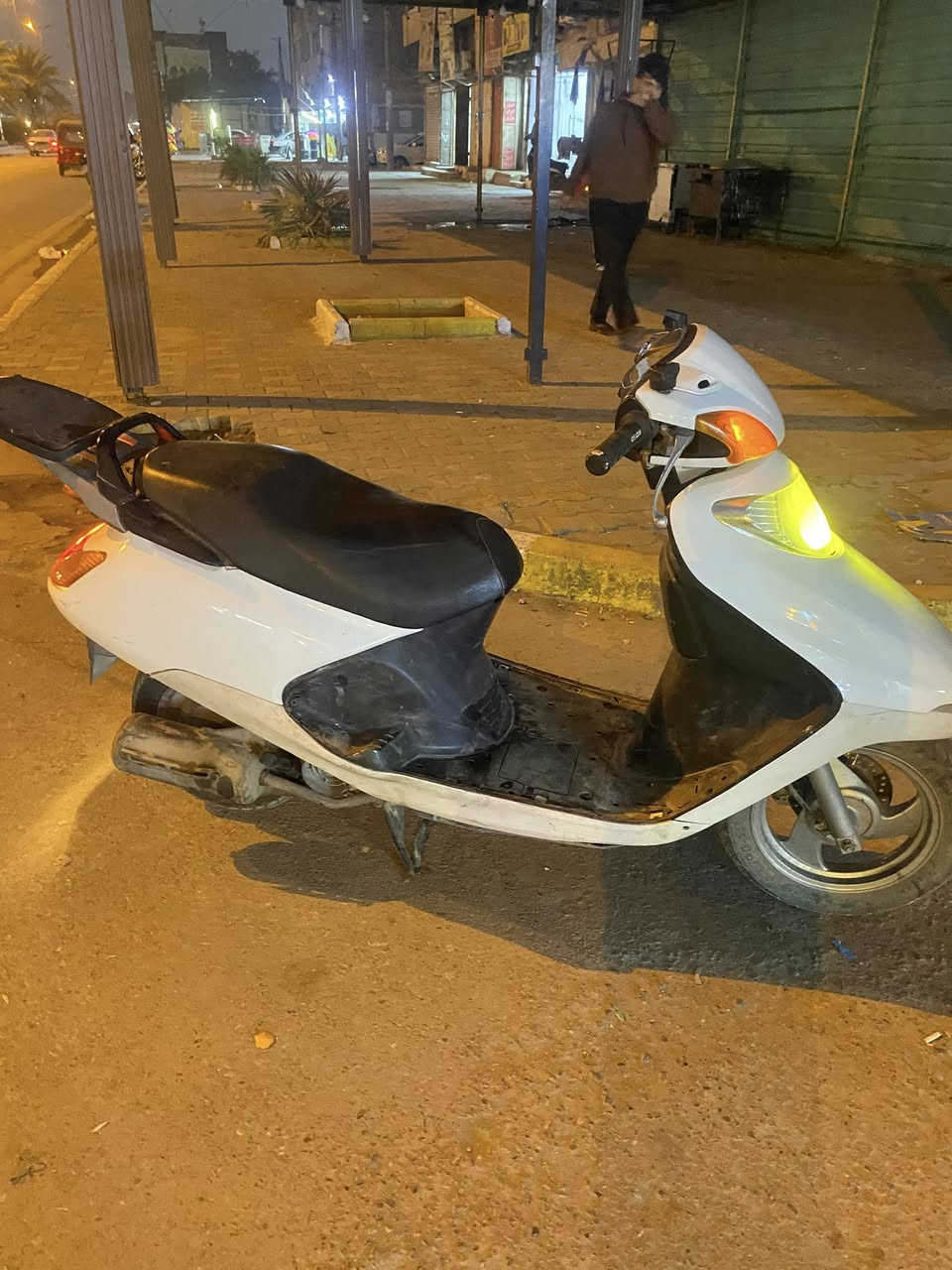 دراجه سبيسي للبيع درجه خير من لله العنوان الشعله الرحمانيه السعر٤٥٠وبيه مجال ‭٠ ٧٨٢ ١١٣ ٦٠٤٨‬ما متواجد على فيس فقط مخابره أو واتساب
