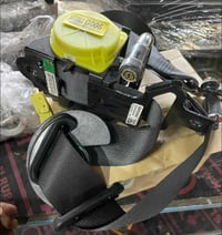 متوف حزام امان سورنتو 2024 جديد اصلي موبز ما مستخدم 07893995050