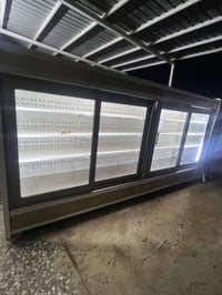 عارضة تركي قياس ارتفاع 2متر وعرض 4متر السلام عليكم من رخصة الادمن عارض...