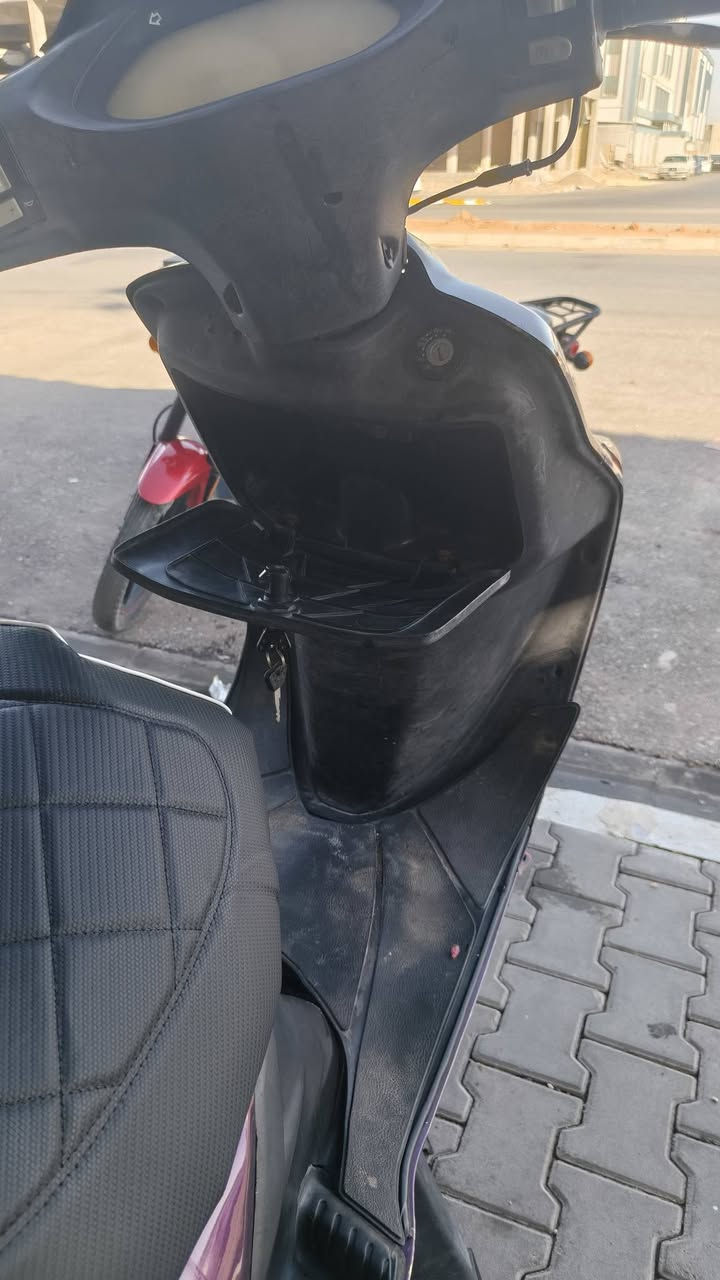 سلام عليكم لبيع فراشه فحل مقدم دسك كهربايات شغاله مكينه نضيفه عل فحص سعره 350بيه مجال لطيبين لمايشتري لا يتعبني يرحم ولديكم رقمي ‏‪***********‬‏
