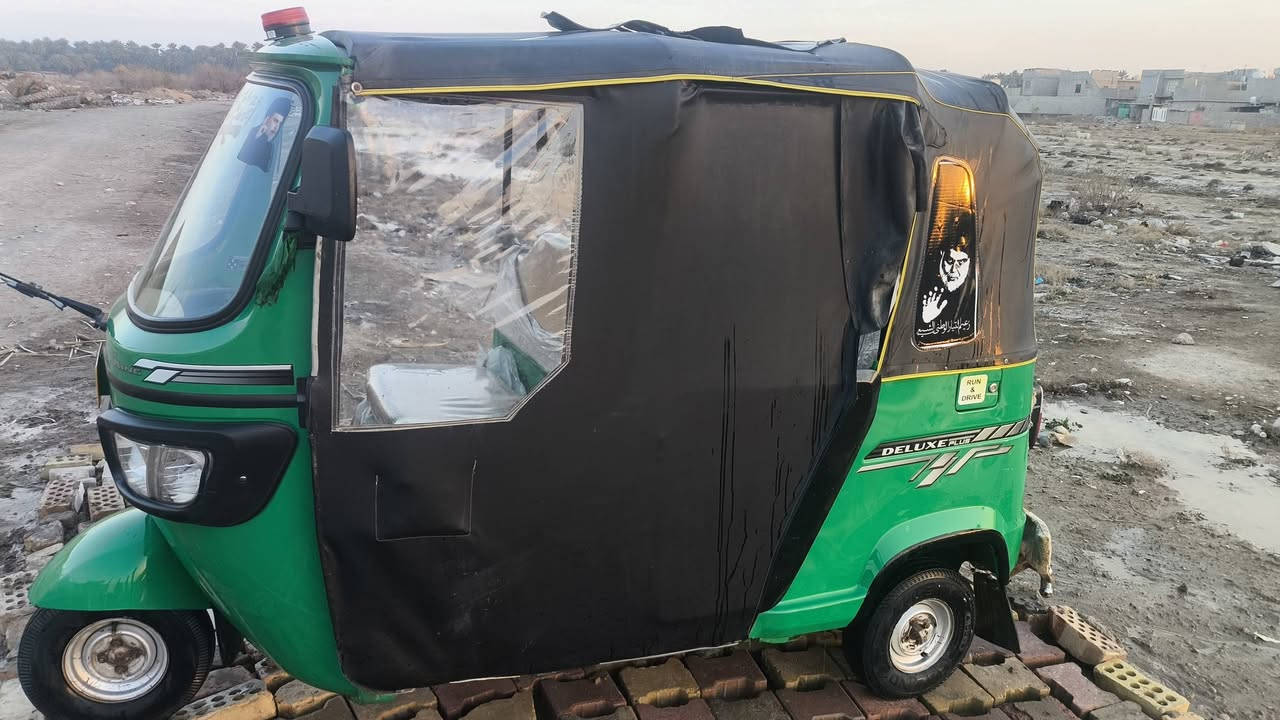 سلام عليكم شباب تي في اس للبيع موديل 22 رقم بغداد مكينه مكفولة برغي مامفتوح بيها وتكتك جديده وحلوه نصبه الكسل بي جبنه طاكه ذب دهن أو مكاني ديالى الخالص
سعر 7750 وبيها مجال للطيبن 
هاذا رقم اتصل ودلل ***********
***********
