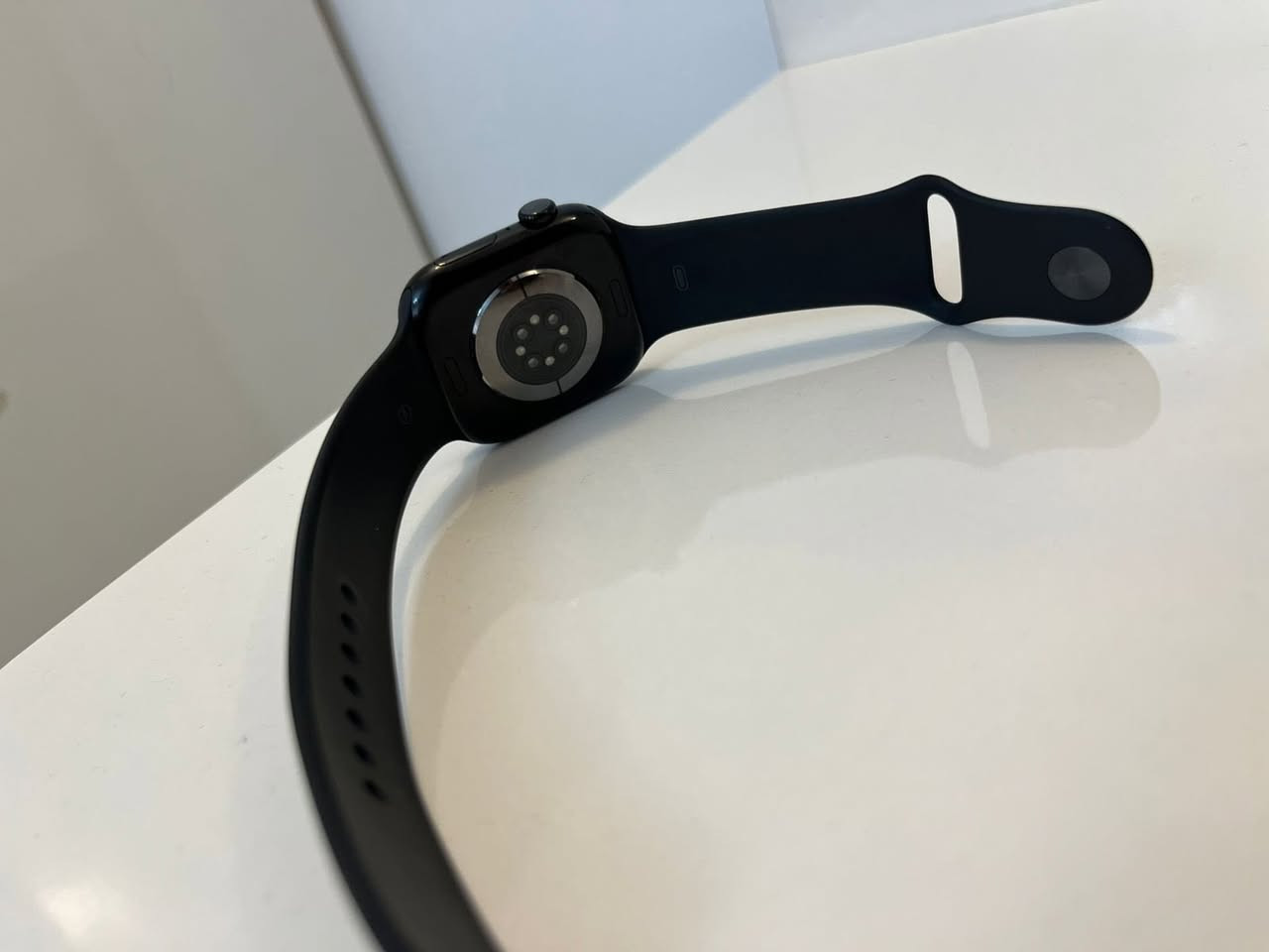 سلام عليكم ♥️ 

ابل وووتش سيريس 10 للبيع 

نظافة 98% بطارية 100% حجم 46

لون اسود موضح كلشي بصور ووياها سير اضافي

الساعه بدون كارتونةة فقط ضايعه 

السعر 375 الف وبيها مجال بسيط للشراي 

مكاني بغداد البياع / ***********
