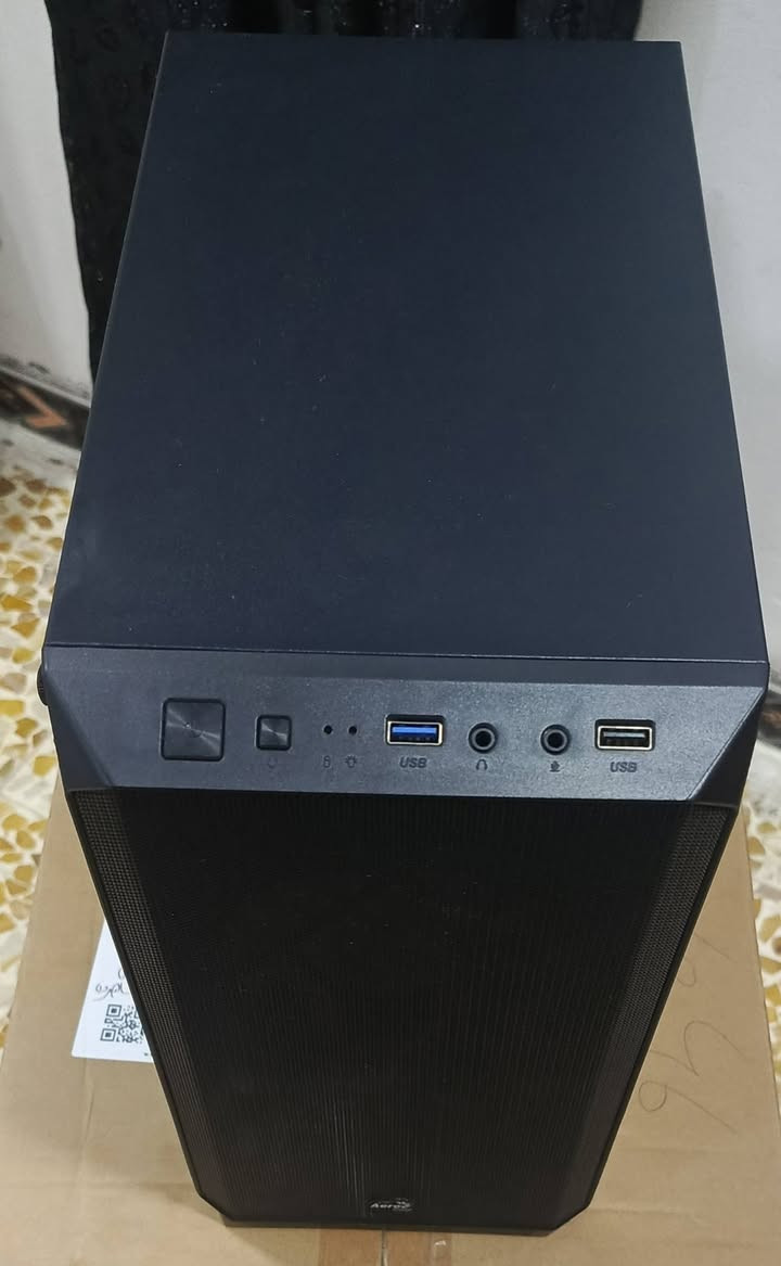السلام عليكم.. هيكل بي سي حيل نضيف. ***********

