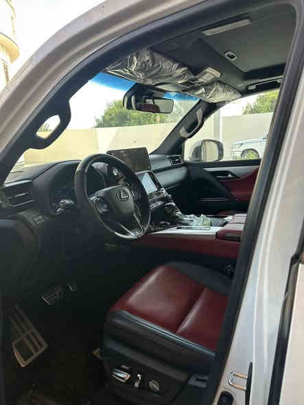 للبيع  لكزس ٢٠٢٣ اف سبورت ماشيه ٢٨ الف مكفوله من كلشي رقم بغداد  بريم
***********
